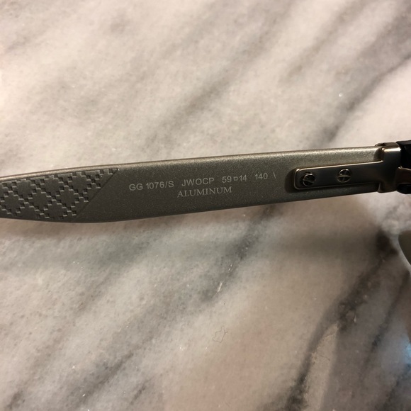 Gucci Polarized Sunglasses - Picture 5 of 8